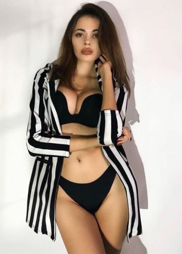 Яна, Г. Прохладный